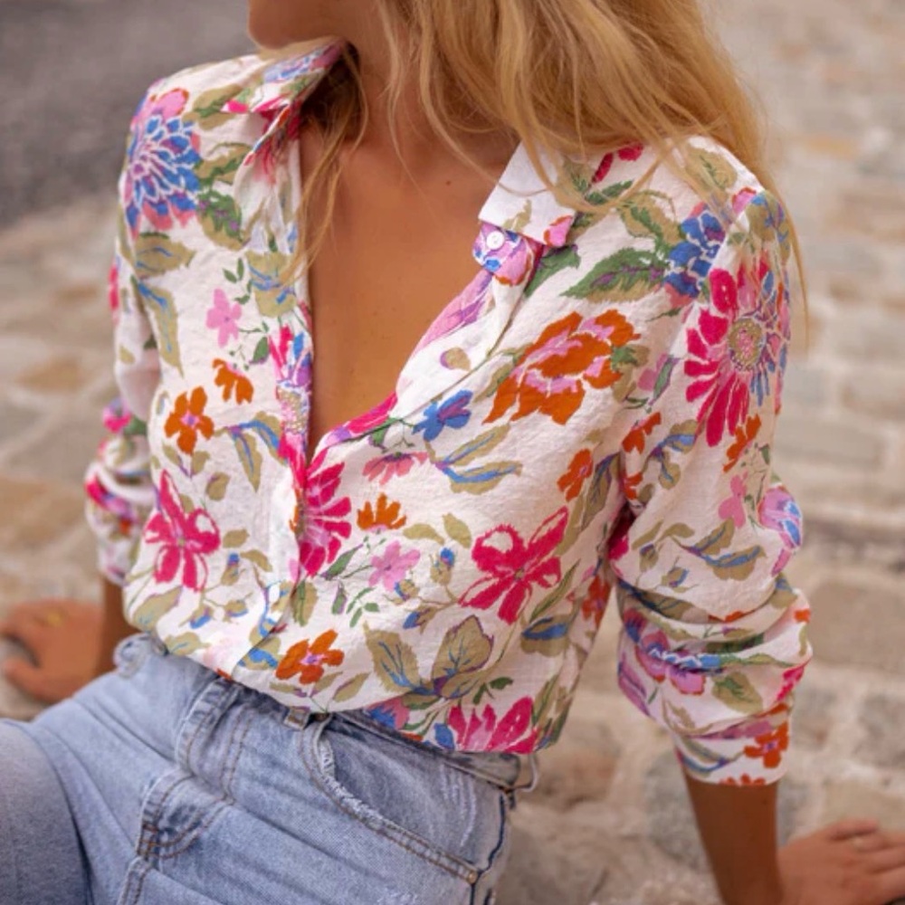 Easy Clothes Floral Edda Button-Down Blouse in Pink & Multicolor